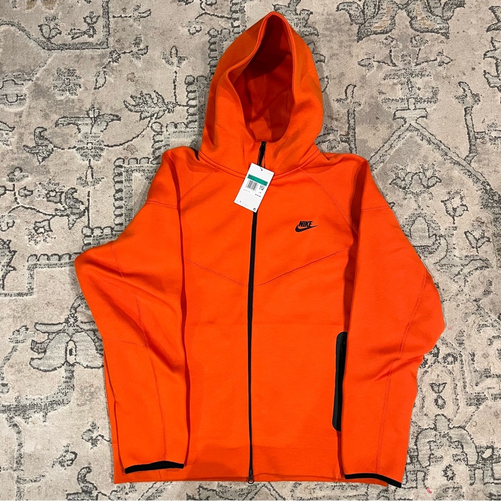 Nike Sportswear Tech Fleece Hoodie Mens Sz XL Orange/Black